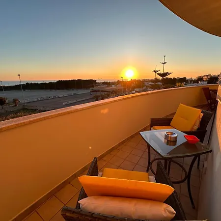Apartment La Rotonda Sul Mare *