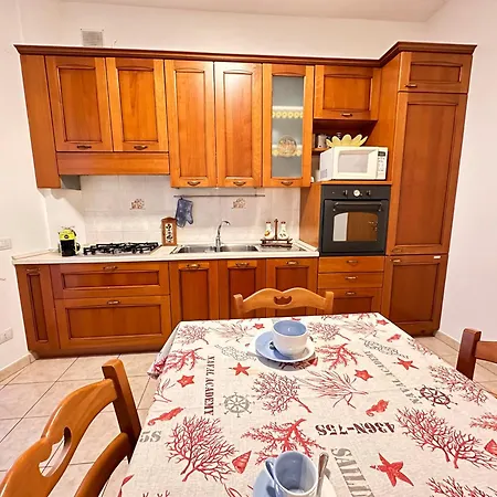 La Rotonda Sul Mare Apartment *