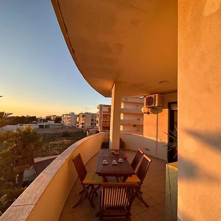 Apartment La Rotonda Sul Mare *